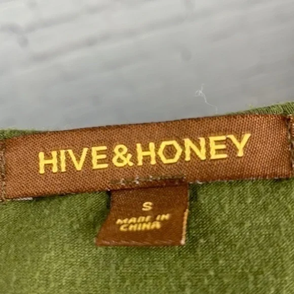 UEC Hive & Honey olive green short sleeve maxi dress small - Picture 7 of 8